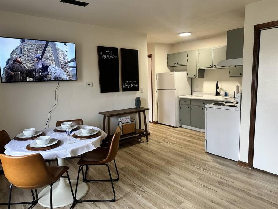 Capital Suite On 6Th Street - King Bed / Downtown! Springfield Luaran gambar