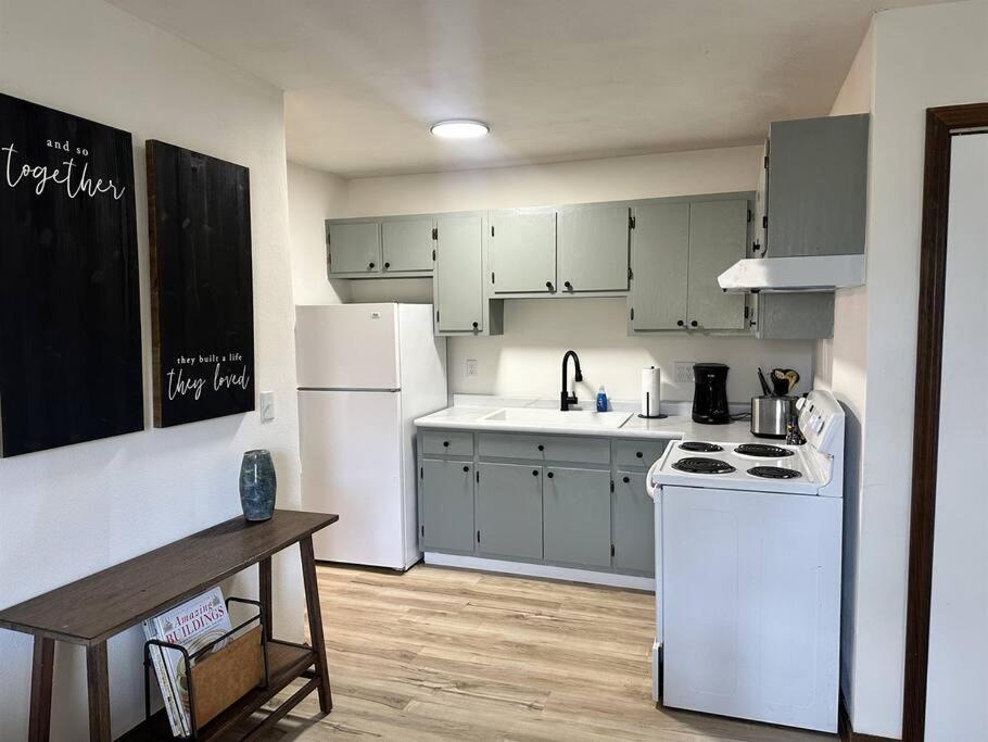 Capital Suite On 6Th Street - King Bed / Downtown! Springfield Luaran gambar